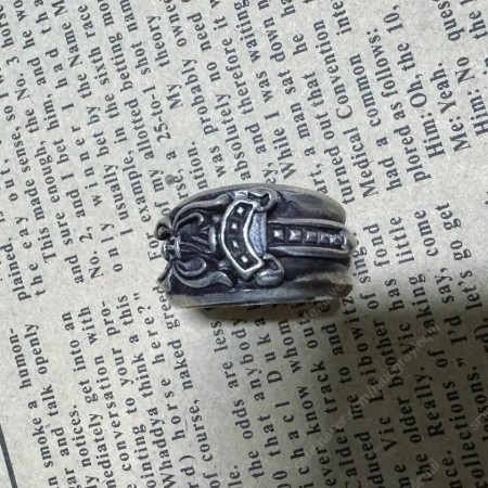 크롬하츠 CHROME HEARTS 클래식 단검 반지 링